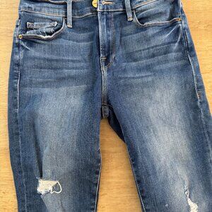 FRAME LE SKINNY SIZE 26 STRETCH RAW HEM DISTRESS